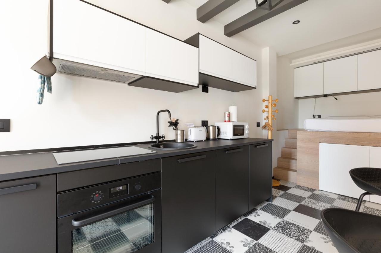 Renovated Apts Appartamento