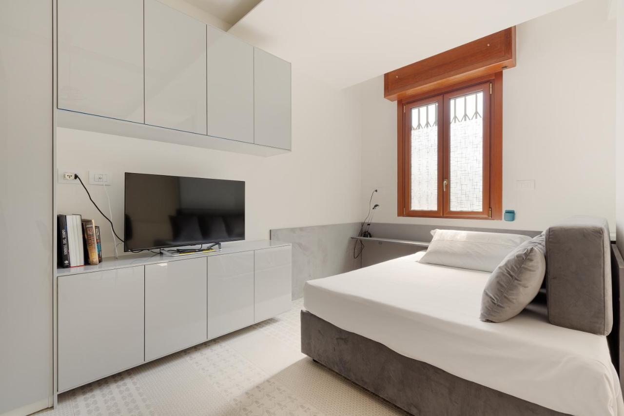 Appartamento Renovated Apts Milano